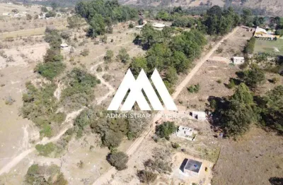 Vendo chácara com 1.000m² em Medeiros com excelente localização!