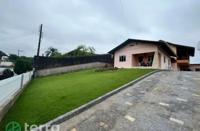 Casa com 6 quartos à venda no carijós, indaial , 397 m2 por r$ 1.150.000