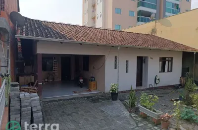 Casa com 2 quartos à venda no nações, indaial , 98 m2 por r$ 450.000