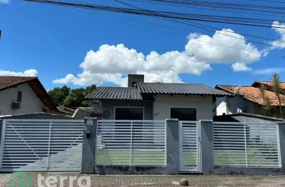 Casa com 2 quartos à venda no warnow, indaial  por r$ 535.588