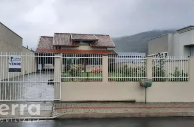 Casa com 2 quartos à venda no warnow, indaial , 110 m2 por r$ 390.000