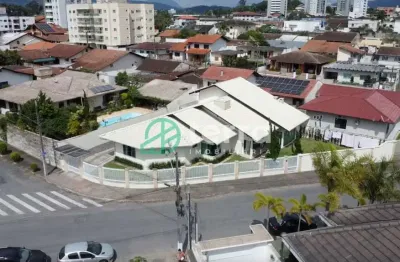 Casa com 3 quartos à venda no nações, indaial , 327 m2 por r$ 1.400.000