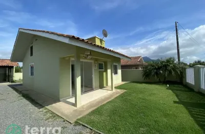 Casa com 2 quartos para alugar no warnow, indaial , 63 m2 por r$ 1.500