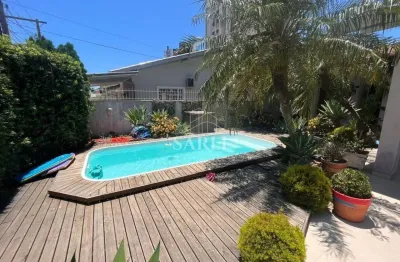 Casa, com 3 dormitórios, sendo 1 suíte, de 258 m² Nossa Senhora do Rosário - São José