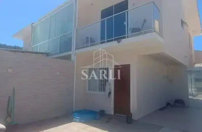 Sobrado, com 2 dormitórios, com 2 vagas de garagem, de 70 m² Potecas - São José