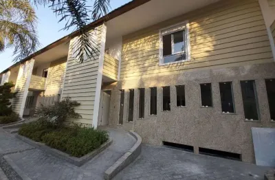 Sobrado com 3 dormitórios à venda, 142 m² por r$ 1.127.496,68 - mirim - praia grande/sp