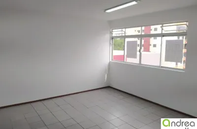 10712 – sala comercial, ótima localização – kobrasol – são josé