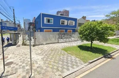 Prédio à venda na Avenida Visconde de Guarapuava, 1694, Centro, Curitiba