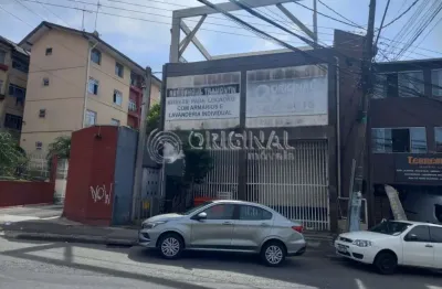 Kitinet com 1 quarto  para alugar, 25.00 m2 por R$750.00  - Cidade Industrial - Curitiba/PR