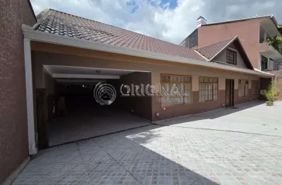 Casa com 5 quartos para alugar na Rua Francisco Santi, 92, Mossunguê, Curitiba
