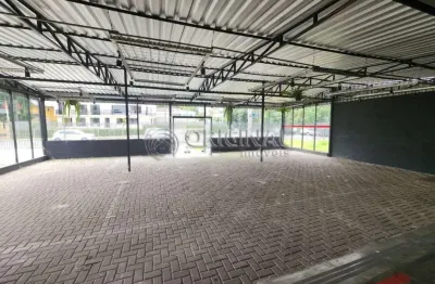 Ponto comercial com 2 salas para alugar na Rua José Izidoro Biazetto, 1536, Mossunguê, Curitiba