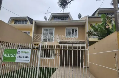 Sobrado com 3 quartos  para alugar, 179.00 m2 por r$3400.00  - campo comprido - curitiba/pr