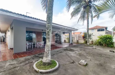 Casa térrea à venda , 4 quarto(s),  sendo 2 suíte(s)  no bairro flórida, 0 metros da praia, peruíbe-sp