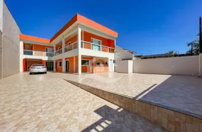 Casa sobrado à venda , 3 quarto(s),  sendo 1 suíte(s)  no bairro ribamar, 40 metros da praia, peruíbe-sp