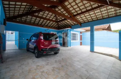 Casa sobrado à venda , 4 quarto(s),  sendo 2 suíte(s)  no bairro jardim imperador, 750 metros da praia, peruíbe-sp