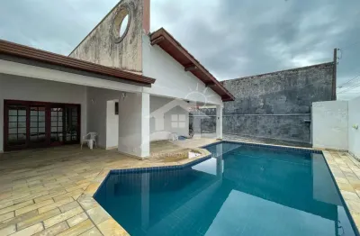 Casa térrea à venda com piscina, 4 quarto(s),  sendo 4 suíte(s)  no bairro são josé, 280 metros da praia, peruíbe-sp
