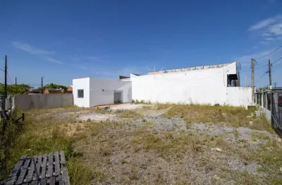 Terreno esquina para alugar , ,   no bairro jardim icaraiba, 800 metros da praia, peruíbe-sp