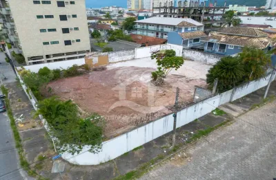 Terreno esquina à venda , ,   no bairro centro, 1000 metros da praia, peruíbe-sp