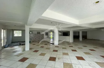 Salão galpão à venda , ,   no bairro centro, 0 metros da praia, peruíbe-sp