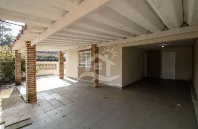 Casa térrea à venda , 2 quarto(s),  sendo 1 suíte(s)  no bairro ribamar, 750 metros da praia, peruíbe-sp