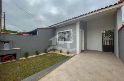 Casa térrea à venda , 2 quarto(s),  sendo 1 suíte(s)  no bairro arpoador, 900 metros da praia, peruíbe-sp