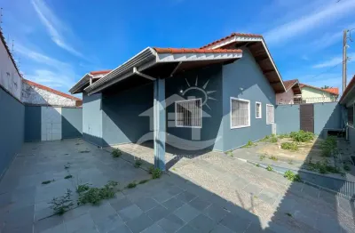 Casa térrea para alugar , 2 quarto(s),  sendo 1 suíte(s)  no bairro park daville, 1700 metros da praia, peruíbe-sp