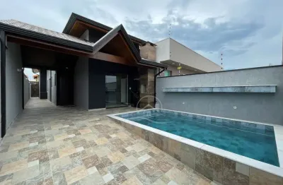 Casa térrea à venda com piscina, 2 quarto(s),  sendo 1 suíte(s)  no bairro flora rica, 2000 metros da praia, peruíbe-sp