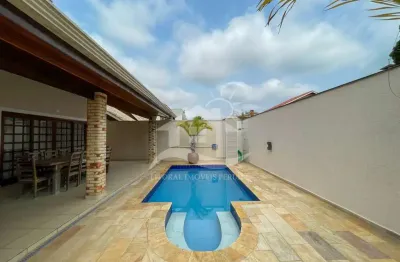 Casa térrea à venda com piscina, 4 quarto(s),  sendo 4 suíte(s)  no bairro bougainville residencial iii, 2 metros da praia, peruíbe-sp