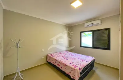 Casa térrea à venda com piscina, 3 quarto(s),  sendo 1 suíte(s)  no bairro jardim márcia, 440 metros da praia, peruíbe-sp