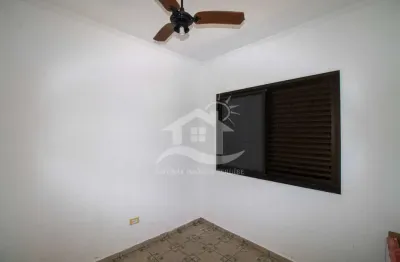 Casa sobrado à venda , 4 quarto(s),  sendo 3 suíte(s)  no bairro josedy, 300 metros da praia, peruíbe-sp