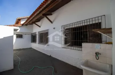 Casa sobrado à venda , 6 quarto(s),  sendo 4 suíte(s)  no bairro oasis, 600 metros da praia, peruíbe-sp