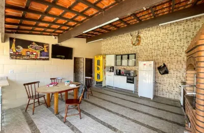 Casa térrea com piscina à venda , 2 quarto(s),   no bairro são josé, 1000 metros da praia, peruíbe-sp