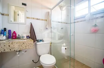 Casa sobrado à venda com piscina, 3 quarto(s),  sendo 1 suíte(s)  no bairro beira mar, 900 metros da praia, peruíbe-sp