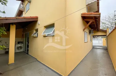 Casa sobrado à venda , 3 quarto(s),  sendo 3 suíte(s)  no bairro stella maris, 1500 metros da praia, peruíbe-sp