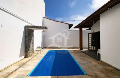 Casa térrea à venda com piscina, 3 quarto(s),  sendo 3 suíte(s)  no bairro jardim barra de jangadas, 500 metros da praia, peruíbe-sp