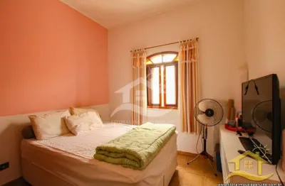 Casa térrea à venda , 3 quarto(s),  sendo 1 suíte(s)  no bairro mar e sol, 0 metros da praia, peruíbe-sp