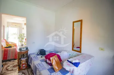 Casa assobradada à venda , 4 quarto(s),   no bairro jardim los angeles, 2000 metros da praia, peruíbe-sp