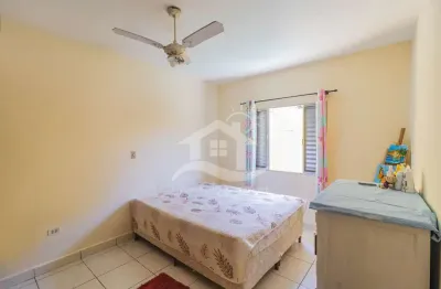 Casa térrea à venda com piscina, 3 quarto(s),  sendo 1 suíte(s)  no bairro oasis, 0 metros da praia, peruíbe-sp