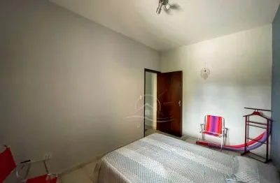 Casa térrea com piscina à venda com piscina, 2 quarto(s),  sendo 0 suíte(s)  no bairro jardim casablanca, 750 metros da praia, peruíbe-sp