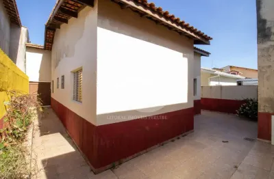Casa térrea com edícula à venda , 3 quarto(s),  sendo 1 suíte(s)  no bairro são josé, 600 metros da praia, peruíbe-sp