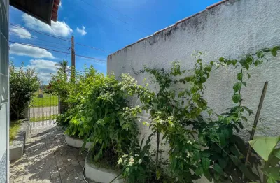 Casa térrea à venda , 3 quarto(s),  sendo 1 suíte(s)  no bairro parque turistico, 500 metros da praia, peruíbe-sp