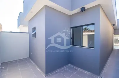 Casa térrea à venda com piscina, 2 quarto(s),  sendo 1 suíte(s)  no bairro jardim peruíbe, 2000 metros da praia, peruíbe-sp