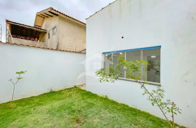 Casa térrea com piscina à venda com piscina, 2 quarto(s),  sendo 1 suíte(s)  no bairro park daville, 2000 metros da praia, peruíbe-sp