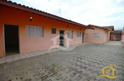 Casa térrea à venda , 3 quarto(s),  sendo 0 suíte(s)  no bairro park daville, 1500 metros da praia, peruíbe-sp