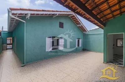 Casa térrea à venda , 3 quarto(s),  sendo 1 suíte(s)  no bairro jardim peruíbe, 2000 metros da praia, peruíbe-sp
