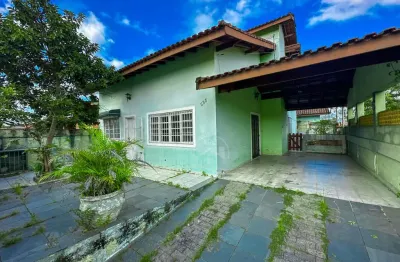 Casa térrea à venda , 3 quarto(s),  sendo 1 suíte(s)  no bairro oasis, 600 metros da praia, peruíbe-sp