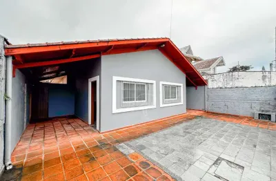 Casa térrea à venda , 3 quarto(s),  sendo 1 suíte(s)  no bairro stella maris, 100 metros da praia, peruíbe-sp