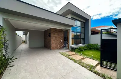 Casa térrea com piscina à venda com piscina, 3 quarto(s),  sendo 1 suíte(s)  no bairro três marias, 350 metros da praia, peruíbe-sp