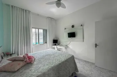 Casa térrea à venda , 3 quarto(s),  sendo 1 suíte(s)  no bairro três marias, 200 metros da praia, peruíbe-sp