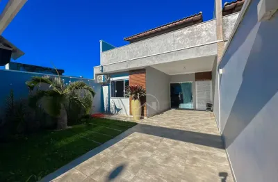 Casa sobrado à venda , 2 quarto(s),  sendo 1 suíte(s)  no bairro parque turistico, 1100 metros da praia, peruíbe-sp